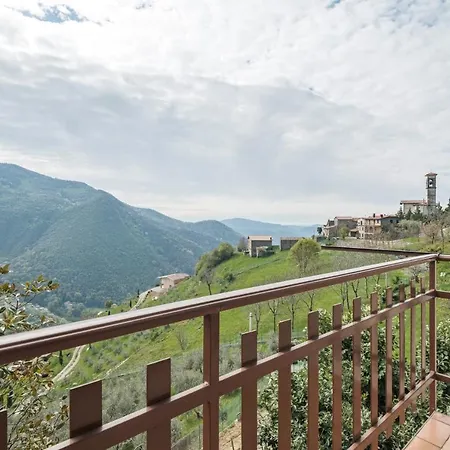 Lägenhet Casa Del Picchio Adrara San Rocco