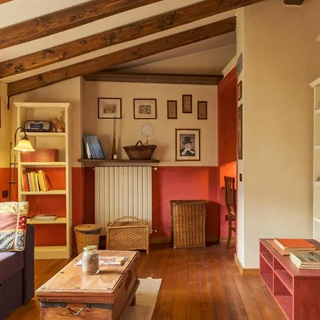 Casa Del Picchio Lägenhet Adrara San Rocco
