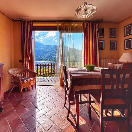 Casa Del Picchio Lägenhet Adrara San Rocco
